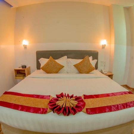 Gold Leaf Hotel Mandalay Dış mekan fotoğraf