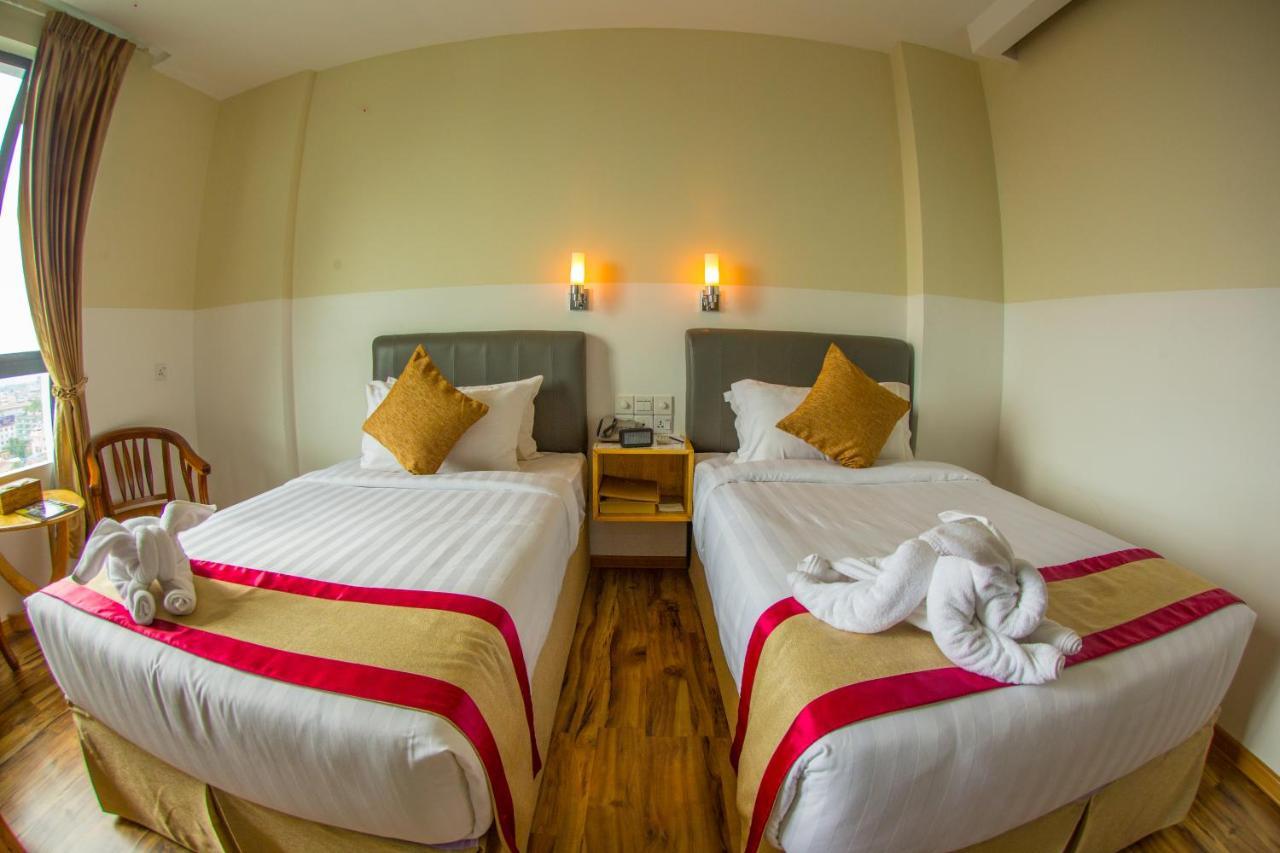 Gold Leaf Hotel Mandalay Dış mekan fotoğraf
